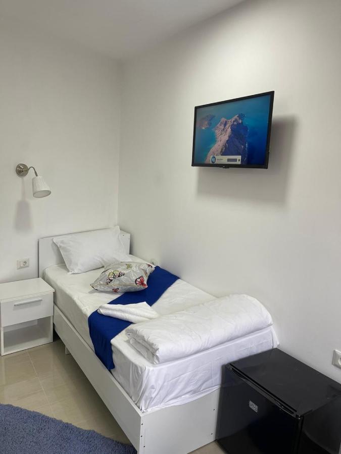 Hostel Tripoli Palace Bucarest Extérieur photo