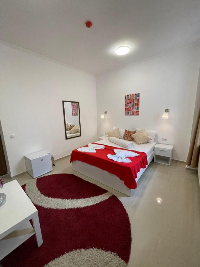 Hostel Tripoli Palace Bucarest Extérieur photo