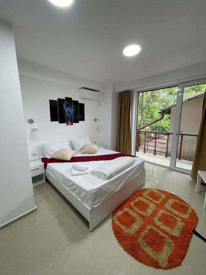 Hostel Tripoli Palace Bucarest Extérieur photo