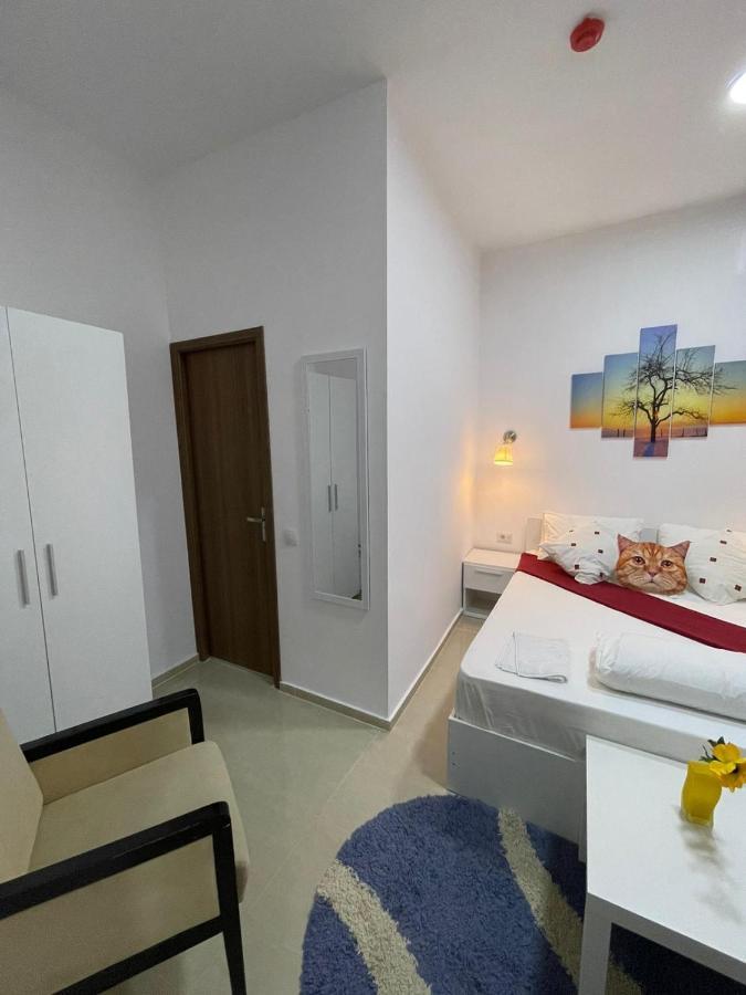 Hostel Tripoli Palace Bucarest Extérieur photo