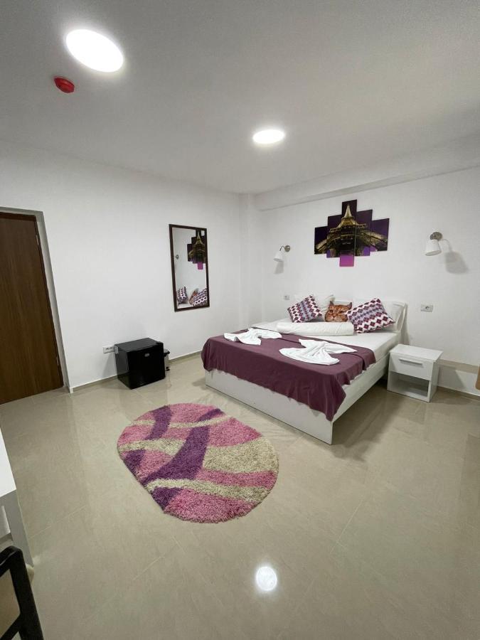 Hostel Tripoli Palace Bucarest Extérieur photo