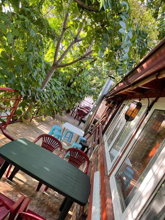 Hostel Tripoli Palace Bucarest Extérieur photo